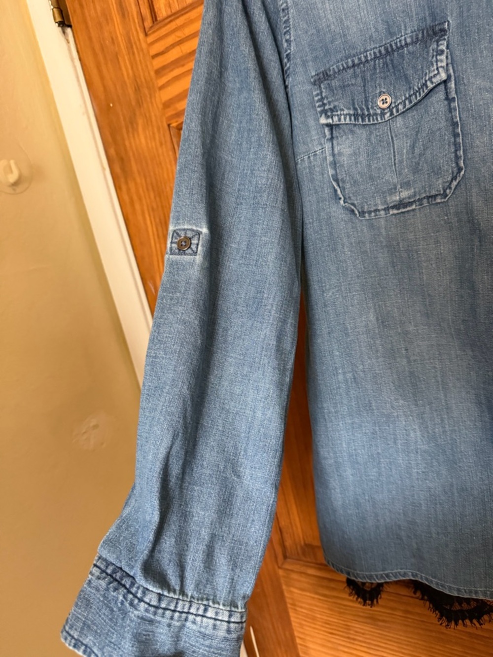 Seven7 chambray Light Blue Button-Down Shirt with Black Lace Trim - Picture 3 of 9
